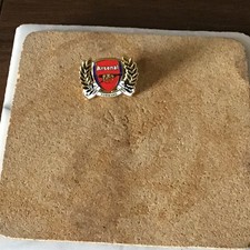 ARSENAL FOOTBALL CLUB BADGE