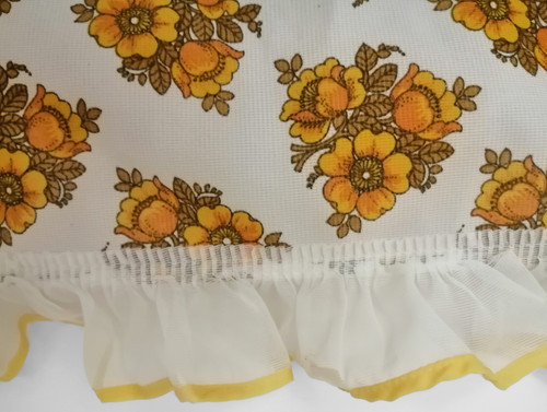 1970s orange white - white, floral