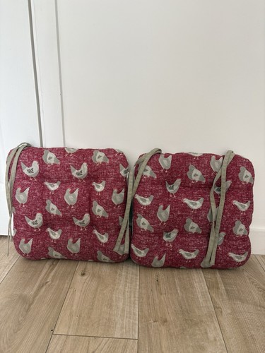 Pair country chicken hen seat - chicken,