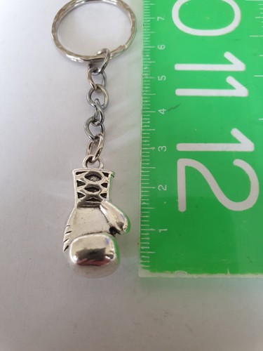 Boxing glove keyring - glove,