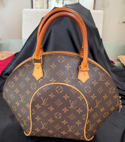 Authentic louis vuitton - louis,