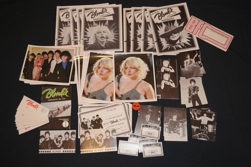 Items 1979 official blondie - 68,