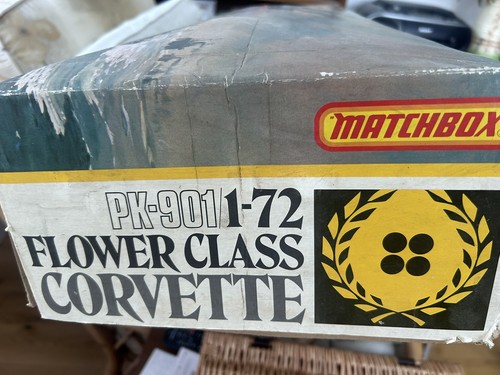 Matchbox scale flower - scale,