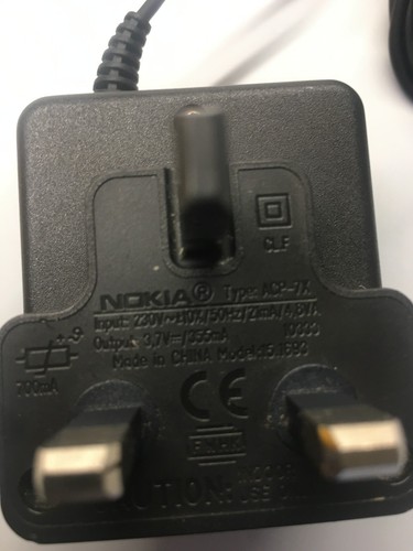 Genuine nokia acp mains - uk,