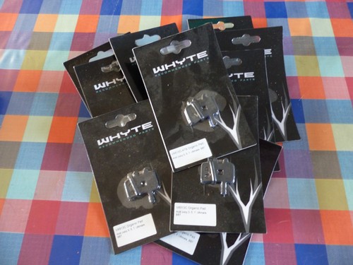 New job lot whyte - -,