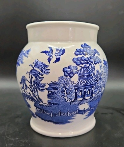 Vintage blue willow - vintage,