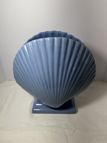 Abingdon pottery blue - pottery, clam