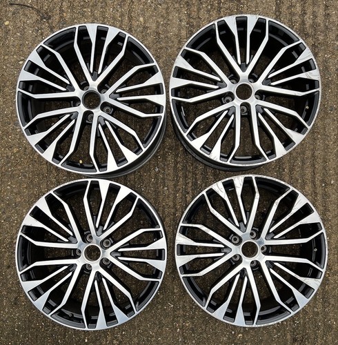 Audi gloss black - audi,