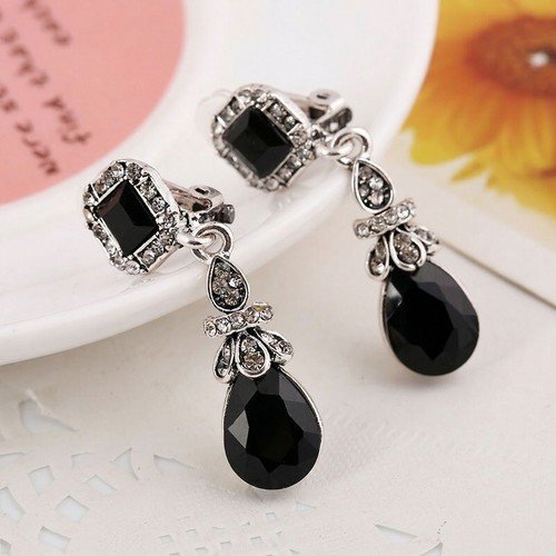 Clip earrings vintage black - earrings,