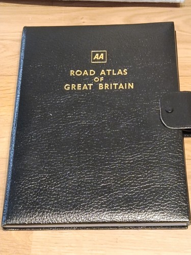 Road atlas britain - road, a4
