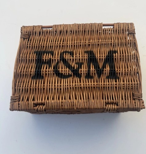 Basket picnic hamper - f&m,