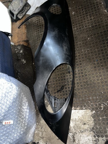 Right front fender - ,