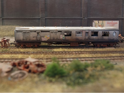 Gauge coach abandoned - gauge,