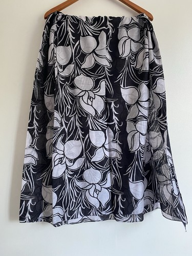 Sarong woman beach - sarong,woman, cover