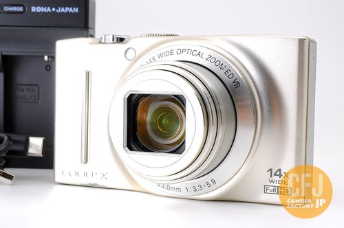 Near mint nikon coolpix - [near,