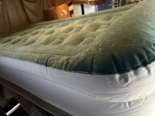 High raised inflatable air bed - high,