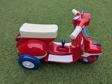 Chicco Vespa ride on toy. Vespa P200E. Chicco 500S.