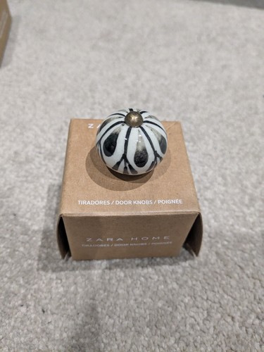 Zara home ceramic door knobs - 2,