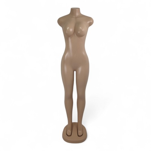 Voluptuous brazilian female - brazilian,