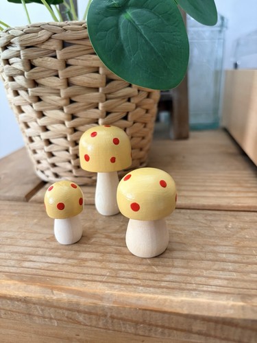Trio wooden toadstool - trio,