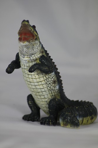 15cm jumping crocodile - 15cm,