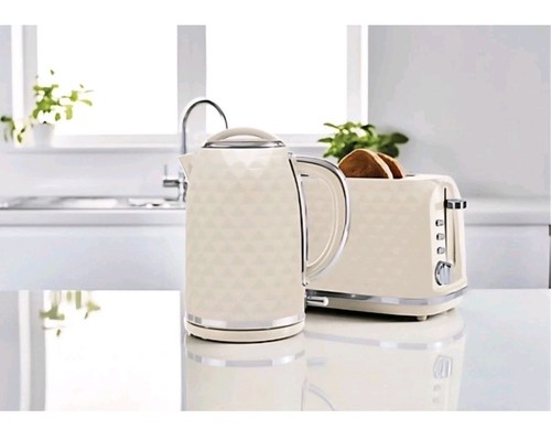 Cream textured kettle - cream,