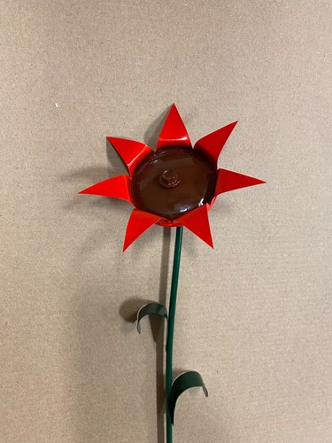 Recycled metal red sunflower - metal,