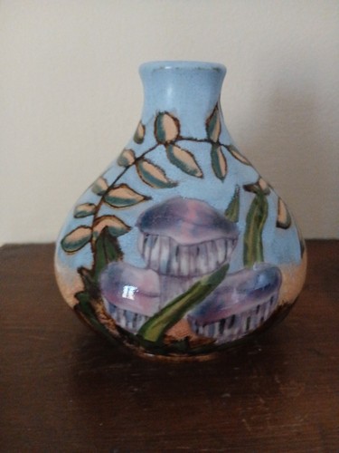 Cobridge pottery stoneware bud - pottery,