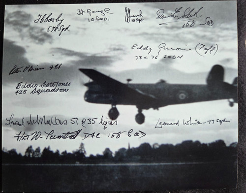 Photo halifax bomber - photo, a