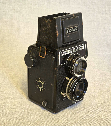 Lomo lubitel 166b tlr twin - lomo,