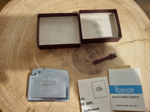 Ronson cadet boxed with paper - ronson,