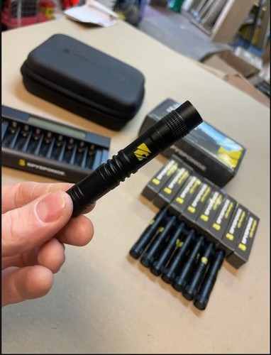 Mini torch rechargeable - x, &