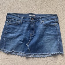 Vintage distressed denim Levi’s mini skirt Size 14