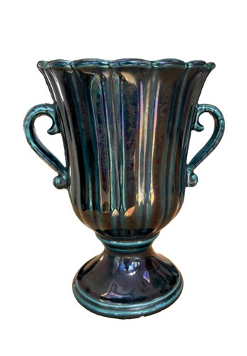 Antique vase urn - antique, ‘shorter