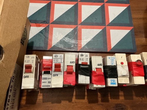 Wylex mcb circuit breakers - circuit,