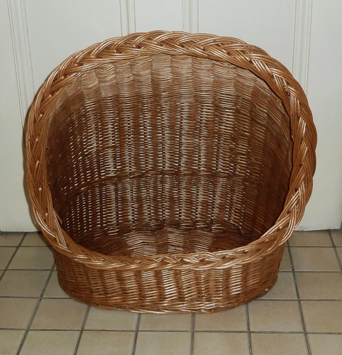 Wicker pet basket bed - bed, cat