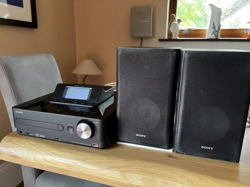 Sony giga juke nas - giga,