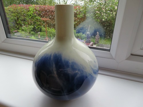Rare royal doulton blue - *rare*,