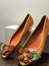 Miu Miu Orange Leather Ballet Flats Leather Flower Detail Size UK 4 VGC EU 37