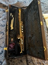 Elkhart 300 Series Straight Soprano Saxophone with Stand and Case