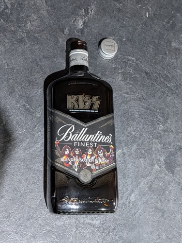 Ballantine scotch whisky - ballantine's,