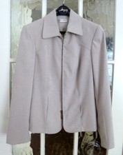 Bon Marche Ladies Short Zip Up