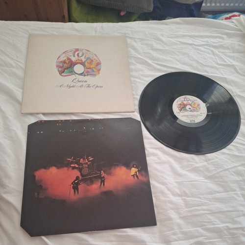 Queen night the opera lp - a, at