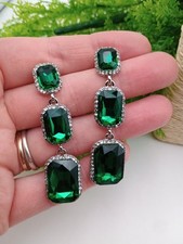 Elegant Pia Jewellery Green Drop Earrings - Triple Stone Statement Design