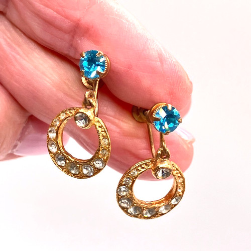 Sparkly screw back - , earrings