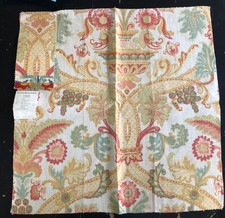 SCHUMACHER Fontenay Vase in