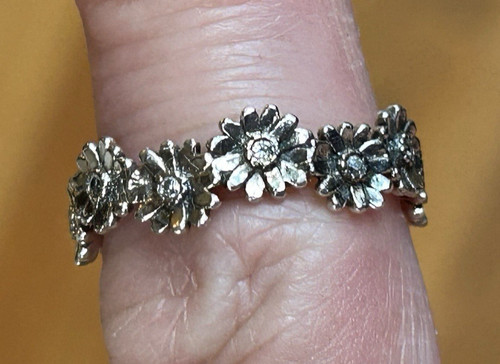 Pandora daisy flower - daisy,