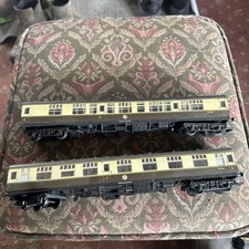 Hornby R848 BR Mk1 Corridor