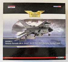 Corgi aa33611 panavia tornado - panavia,