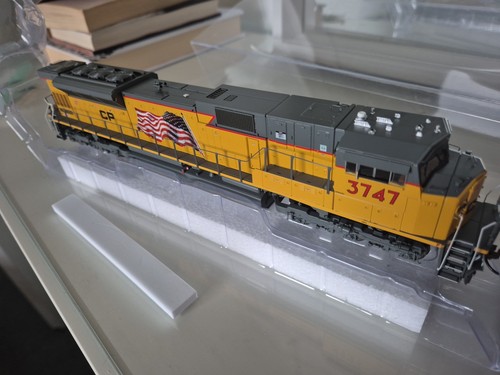 Athearn genesis up - athearn, [ex